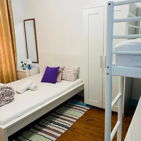 Hostel Kuti *